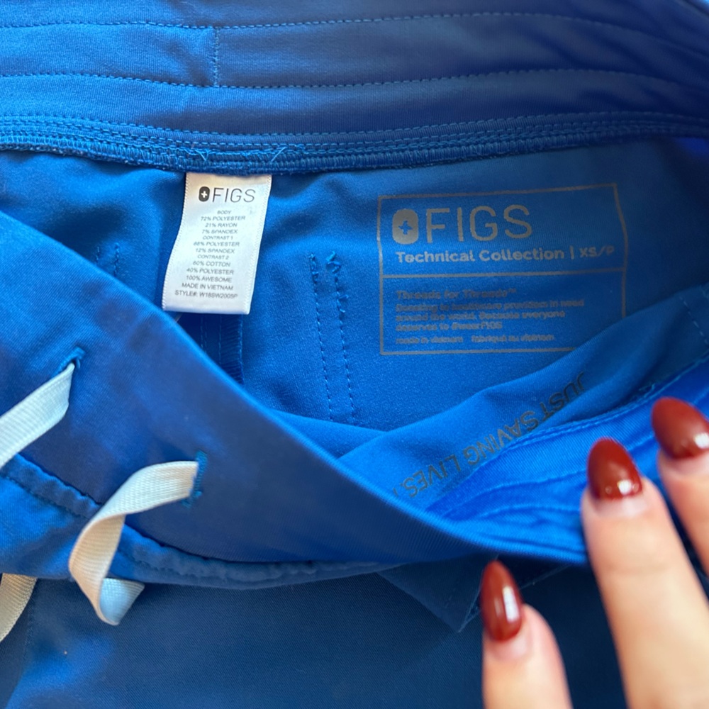 Figs Joggers - Picture 3 of 3